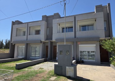 Duplex en venta, apto credito!